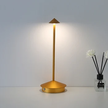 Stolní lampa pro ložnice šipka design hliníkové LED dobíjecí stolní lampa Restaurace atmosféru noční světlo