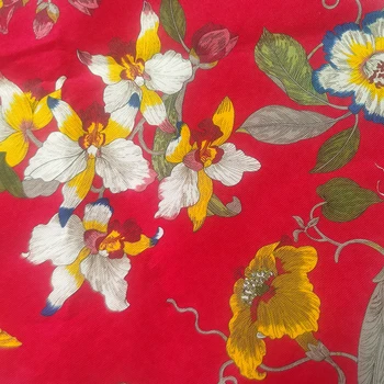 Vysoce kvalitní červené módní jacquard tkaniny pro pohovku, polštář patchwork šicí materiál DIY metr